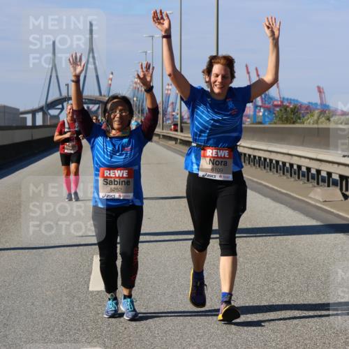 03.10.2025 - Köhlbrandbrückenlauf Strokosch-Dieckow http://msf.ph/oto/9166412 03.10.2025 13:19:39 Position 3 5252, 6109 meine-sportfotos.de