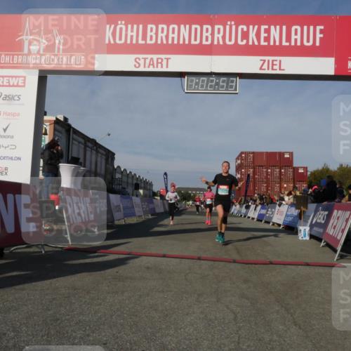 03.10.2025 - Köhlbrandbrückenlauf Matties Gatica Varas http://msf.ph/oto/9166420 03.10.2025 10:02:55 Ziel 1045, 1123, 3227, 3496, 3630, 3832 meine-sportfotos.de