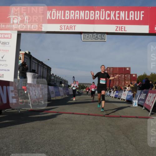 03.10.2025 - Köhlbrandbrückenlauf Matties Gatica Varas http://msf.ph/oto/9166422 03.10.2025 10:02:56 Ziel 1045, 1123, 3227, 3496, 3521, 3630, 3832 meine-sportfotos.de