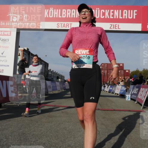 03.10.2025 - Köhlbrandbrückenlauf Matties Gatica Varas http://msf.ph/oto/9166437 03.10.2025 10:02:59 Ziel 1105, 3353, 3496, 3521, 3630, 3832 meine-sportfotos.de