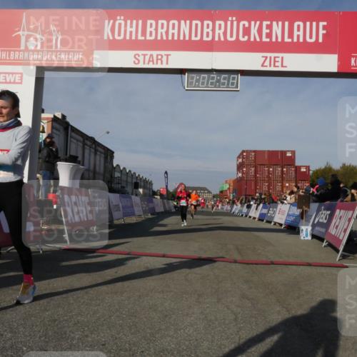 03.10.2025 - Köhlbrandbrückenlauf Matties Gatica Varas http://msf.ph/oto/9166440 03.10.2025 10:03:00 Ziel 1105, 3353, 3496, 3521, 3630, 3832 meine-sportfotos.de