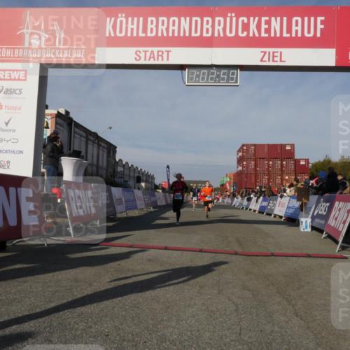 03.10.2025 - Köhlbrandbrückenlauf Matties Gatica Varas http://msf.ph/oto/9166443 03.10.2025 10:03:01 Ziel 1105, 1116, 3353, 3496, 3521, 3630, 3832 meine-sportfotos.de