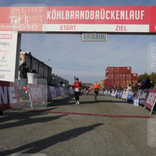 03.10.2025 - Köhlbrandbrückenlauf Matties Gatica Varas http://msf.ph/oto/9166445 03.10.2025 10:03:01 Ziel 1105, 1116, 3353, 3496, 3521, 3630, 3832 meine-sportfotos.de