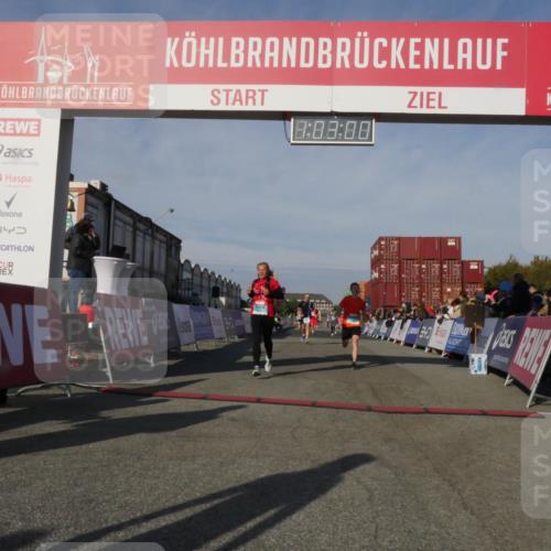 03.10.2025 - Köhlbrandbrückenlauf Matties Gatica Varas http://msf.ph/oto/9166447 03.10.2025 10:03:02 Ziel 1105, 1116, 3353, 3496, 3521, 3630, 3832 meine-sportfotos.de