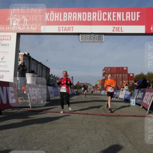 03.10.2025 - Köhlbrandbrückenlauf Matties Gatica Varas http://msf.ph/oto/9166450 03.10.2025 10:03:03 Ziel 1105, 1116, 3353, 3496, 3521, 3630, 3832 meine-sportfotos.de