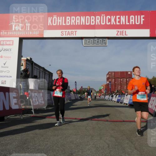 03.10.2025 - Köhlbrandbrückenlauf Matties Gatica Varas http://msf.ph/oto/9166454 03.10.2025 10:03:04 Ziel 1088, 1105, 1116, 1560, 3196, 3353, 3521, 3832 meine-sportfotos.de