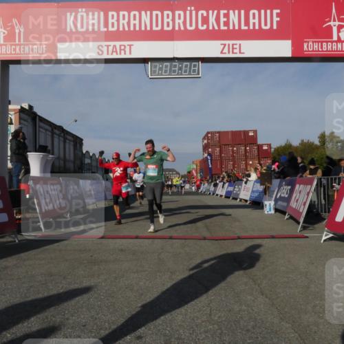 03.10.2025 - Köhlbrandbrückenlauf Matties Gatica Varas http://msf.ph/oto/9166476 03.10.2025 10:03:10 Ziel 1072, 1088, 1091, 1105, 1111, 1116, 1173, 1313, 1321, 1334, 1560, 1931, 3196, 3305, 3353, 3655 meine-sportfotos.de