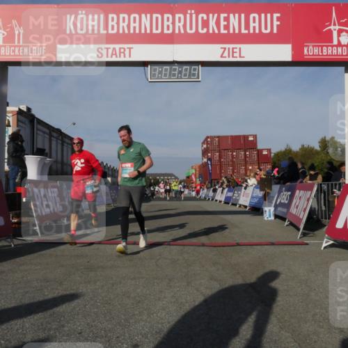 03.10.2025 - Köhlbrandbrückenlauf Matties Gatica Varas http://msf.ph/oto/9166480 03.10.2025 10:03:11 Ziel 1072, 1088, 1091, 1111, 1116, 1173, 1313, 1321, 1334, 1560, 1836, 1931, 3196, 3305, 3353, 3655 meine-sportfotos.de