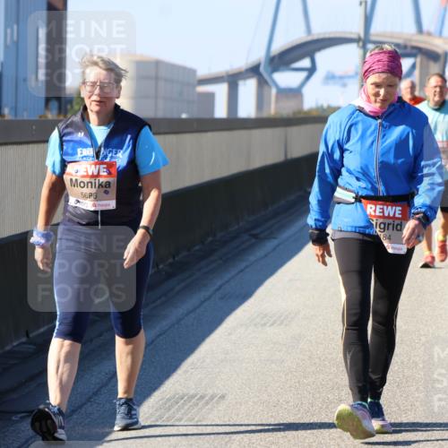03.10.2025 - Köhlbrandbrückenlauf Strokosch-Dieckow http://msf.ph/oto/9166481 03.10.2025 13:20:17 Position 3 5696, 184 meine-sportfotos.de