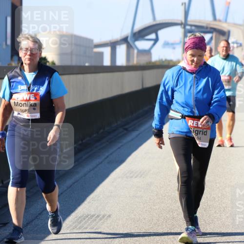 03.10.2025 - Köhlbrandbrückenlauf Strokosch-Dieckow http://msf.ph/oto/9166487 03.10.2025 13:20:17 Position 3 5696, 184 meine-sportfotos.de