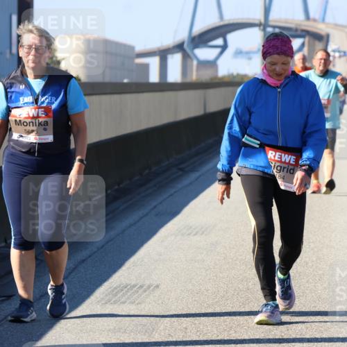 03.10.2025 - Köhlbrandbrückenlauf Strokosch-Dieckow http://msf.ph/oto/9166491 03.10.2025 13:20:17 Position 3 5696, 84 meine-sportfotos.de