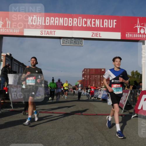 03.10.2025 - Köhlbrandbrückenlauf Matties Gatica Varas http://msf.ph/oto/9166504 03.10.2025 10:03:17 Ziel 1072, 1091, 1111, 1173, 1198, 1313, 1321, 1334, 1836, 1931, 2995, 2998, 3305, 3655, 3802 meine-sportfotos.de