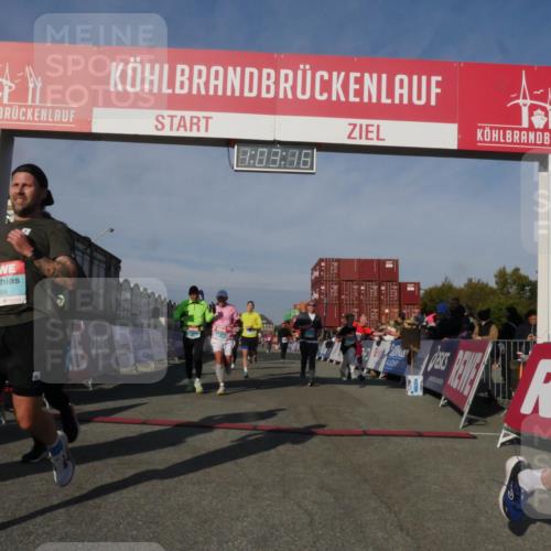 03.10.2025 - Köhlbrandbrückenlauf Matties Gatica Varas http://msf.ph/oto/9166506 03.10.2025 10:03:18 Ziel 1072, 1091, 1111, 1173, 1198, 1321, 1334, 1836, 1931, 2995, 2998, 3305, 3655, 3802 meine-sportfotos.de