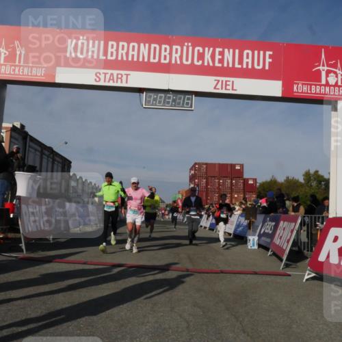 03.10.2025 - Köhlbrandbrückenlauf Matties Gatica Varas http://msf.ph/oto/9166508 03.10.2025 10:03:18 Ziel 1072, 1091, 1111, 1173, 1198, 1321, 1334, 1836, 1931, 2995, 2998, 3305, 3655, 3802 meine-sportfotos.de