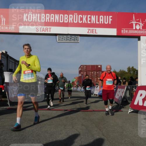 03.10.2025 - Köhlbrandbrückenlauf Matties Gatica Varas http://msf.ph/oto/9166523 03.10.2025 10:03:22 Ziel 1072, 1198, 1207, 1682, 1836, 1931, 2995, 2998, 3655, 3802 meine-sportfotos.de