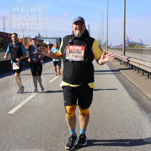 03.10.2025 - Köhlbrandbrückenlauf Strokosch-Dieckow http://msf.ph/oto/9166527 03.10.2025 13:20:28 Position 3 4906 meine-sportfotos.de