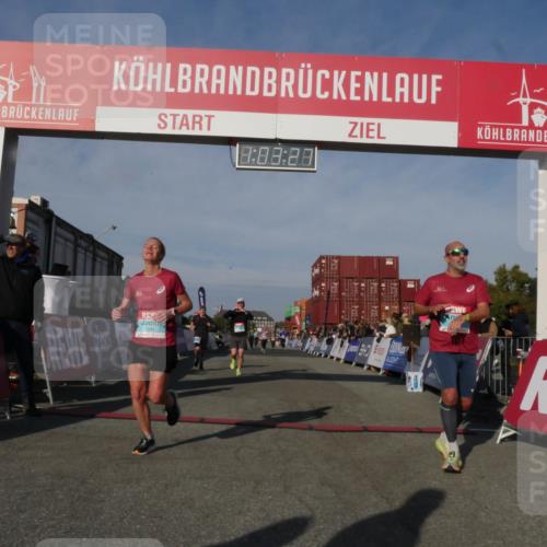 03.10.2025 - Köhlbrandbrückenlauf Matties Gatica Varas http://msf.ph/oto/9166547 03.10.2025 10:03:28 Ziel 1207, 1274, 1682, 1808, 1864, 2944, 2995, 2998, 3066, 3404, 3498, 3731 meine-sportfotos.de