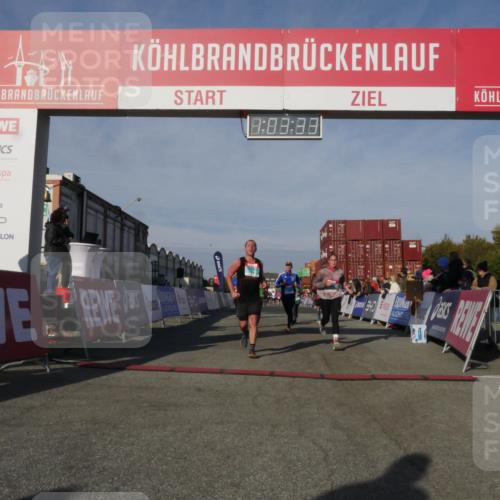 03.10.2025 - Köhlbrandbrückenlauf Matties Gatica Varas http://msf.ph/oto/9166571 03.10.2025 10:03:35 Ziel 1274, 1326, 1808, 1864, 2944, 3066, 3344, 3404, 3498, 3731 meine-sportfotos.de
