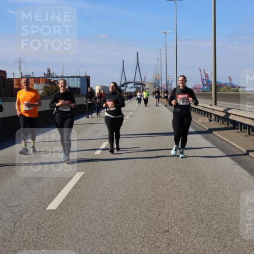 03.10.2025 - Köhlbrandbrückenlauf Strokosch-Dieckow http://msf.ph/oto/9166574 03.10.2025 13:20:48 Position 3  meine-sportfotos.de