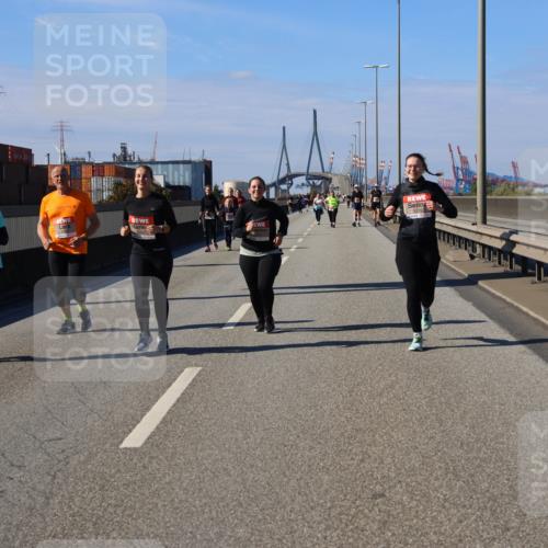 03.10.2025 - Köhlbrandbrückenlauf Strokosch-Dieckow http://msf.ph/oto/9166583 03.10.2025 13:20:48 Position 3 1270379 meine-sportfotos.de