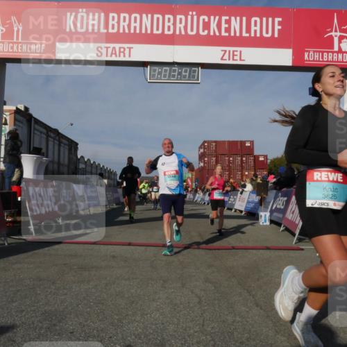03.10.2025 - Köhlbrandbrückenlauf Matties Gatica Varas http://msf.ph/oto/9166622 03.10.2025 10:03:49 Ziel 1216, 1309, 1351, 1353, 2767, 3073, 3235, 3236, 3245, 3251, 3462, 3465, 3659, 3708, 3710, 3804, 3821 meine-sportfotos.de