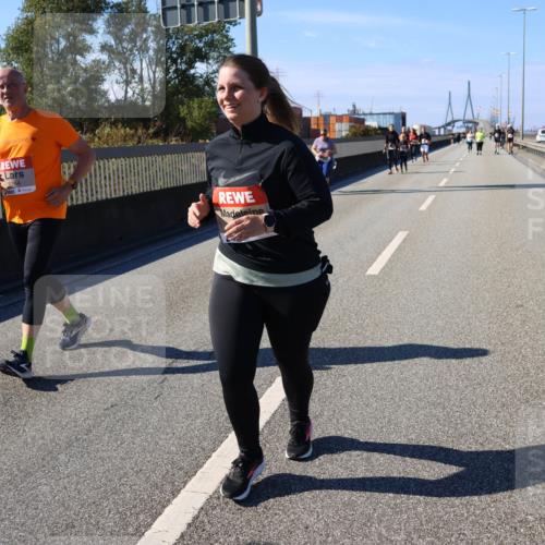 03.10.2025 - Köhlbrandbrückenlauf Strokosch-Dieckow http://msf.ph/oto/9166627 03.10.2025 13:20:52 Position 3 6264 meine-sportfotos.de
