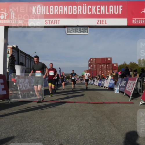 03.10.2025 - Köhlbrandbrückenlauf Matties Gatica Varas http://msf.ph/oto/9166650 03.10.2025 10:03:57 Ziel 1039, 1216, 1309, 3138, 3236, 3462, 3465, 3821 meine-sportfotos.de