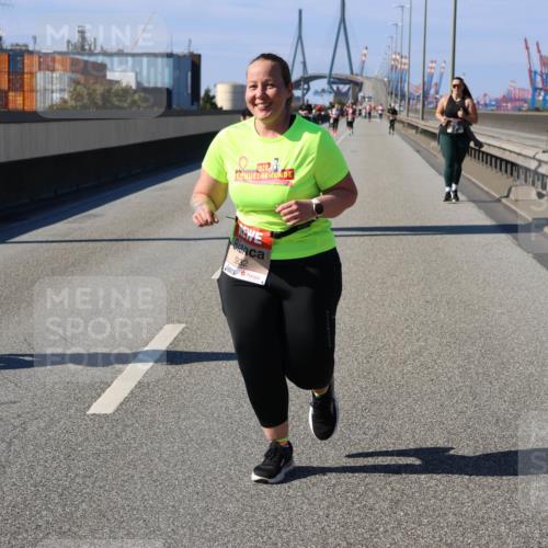 03.10.2025 - Köhlbrandbrückenlauf Strokosch-Dieckow http://msf.ph/oto/9166668 03.10.2025 13:21:11 Position 3 6258, 5932 meine-sportfotos.de