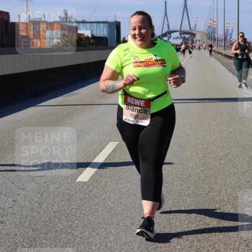 03.10.2025 - Köhlbrandbrückenlauf Strokosch-Dieckow http://msf.ph/oto/9166677 03.10.2025 13:21:11 Position 3 5015, 5932 meine-sportfotos.de