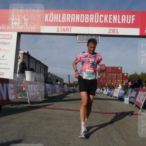 03.10.2025 - Köhlbrandbrückenlauf Matties Gatica Varas http://msf.ph/oto/9166683 03.10.2025 10:04:06 Ziel 1141, 1543, 2732, 2798 meine-sportfotos.de