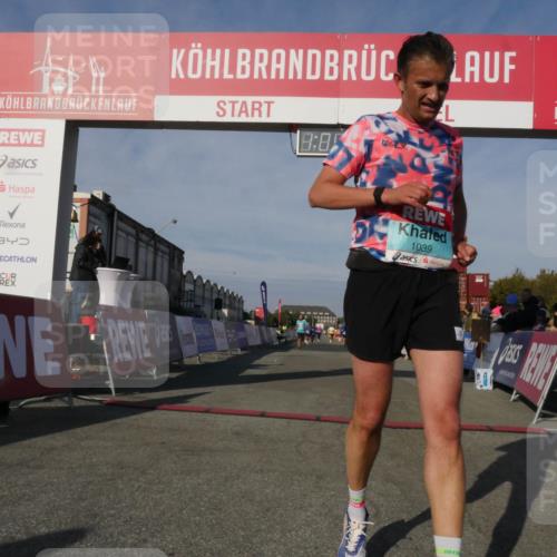 03.10.2025 - Köhlbrandbrückenlauf Matties Gatica Varas http://msf.ph/oto/9166685 03.10.2025 10:04:07 Ziel 1141, 1543, 2732, 2791, 2798 meine-sportfotos.de