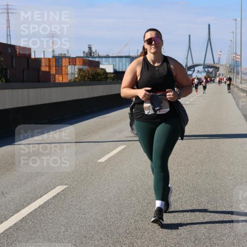 03.10.2025 - Köhlbrandbrückenlauf Strokosch-Dieckow http://msf.ph/oto/9166687 03.10.2025 13:21:17 Position 3 2 meine-sportfotos.de