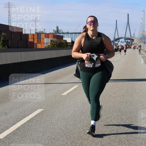 03.10.2025 - Köhlbrandbrückenlauf Strokosch-Dieckow http://msf.ph/oto/9166690 03.10.2025 13:21:17 Position 3  meine-sportfotos.de