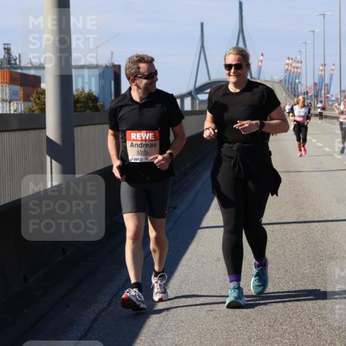03.10.2025 - Köhlbrandbrückenlauf Strokosch-Dieckow http://msf.ph/oto/9166696 03.10.2025 13:21:32 Position 3 5375 meine-sportfotos.de