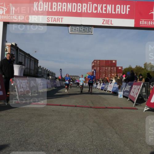 03.10.2025 - Köhlbrandbrückenlauf Matties Gatica Varas http://msf.ph/oto/9166715 03.10.2025 10:04:15 Ziel 1056, 1245, 1533, 1543, 1702, 2732, 2791, 2798, 3067, 3766, 3830 meine-sportfotos.de