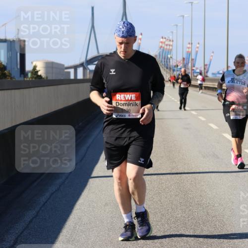 03.10.2025 - Köhlbrandbrückenlauf Strokosch-Dieckow http://msf.ph/oto/9166718 03.10.2025 13:21:42 Position 3 5136, 5445 meine-sportfotos.de