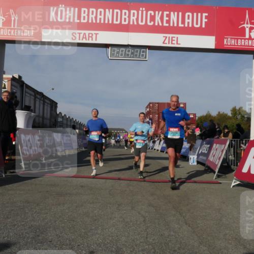 03.10.2025 - Köhlbrandbrückenlauf Matties Gatica Varas http://msf.ph/oto/9166725 03.10.2025 10:04:17 Ziel 1056, 1245, 1370, 1533, 1543, 1702, 2323, 2732, 2791, 2798, 3067, 3766, 3830 meine-sportfotos.de