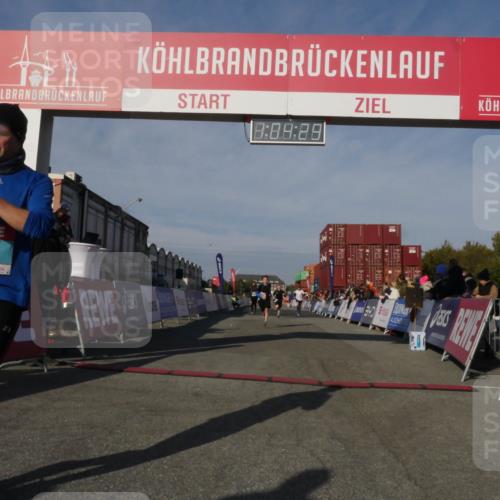 03.10.2025 - Köhlbrandbrückenlauf Matties Gatica Varas http://msf.ph/oto/9166775 03.10.2025 10:04:31 Ziel 1080, 1177, 2029, 3301, 3379, 3516, 3791 meine-sportfotos.de