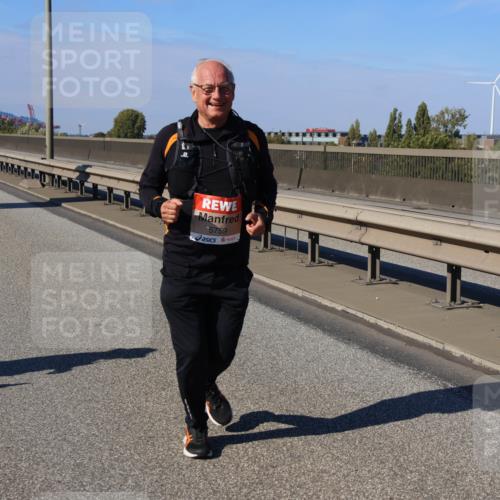 03.10.2025 - Köhlbrandbrückenlauf Strokosch-Dieckow http://msf.ph/oto/9166782 03.10.2025 13:22:02 Position 3 5759 meine-sportfotos.de