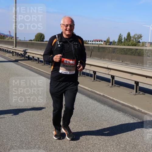 03.10.2025 - Köhlbrandbrückenlauf Strokosch-Dieckow http://msf.ph/oto/9166784 03.10.2025 13:22:02 Position 3 5759 meine-sportfotos.de