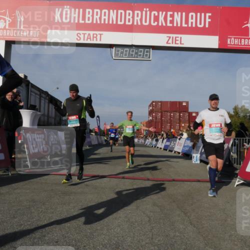 03.10.2025 - Köhlbrandbrückenlauf Matties Gatica Varas http://msf.ph/oto/9166801 03.10.2025 10:04:38 Ziel 1025, 1073, 1080, 1218, 1308, 1623, 2029, 2672, 3160 meine-sportfotos.de