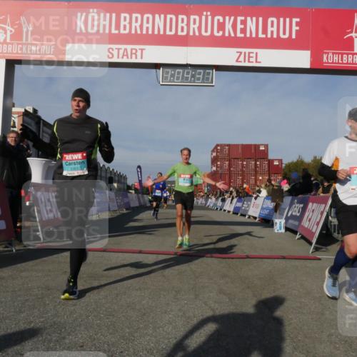 03.10.2025 - Köhlbrandbrückenlauf Matties Gatica Varas http://msf.ph/oto/9166802 03.10.2025 10:04:38 Ziel 1025, 1073, 1080, 1218, 1308, 1623, 2029, 2672, 3160 meine-sportfotos.de