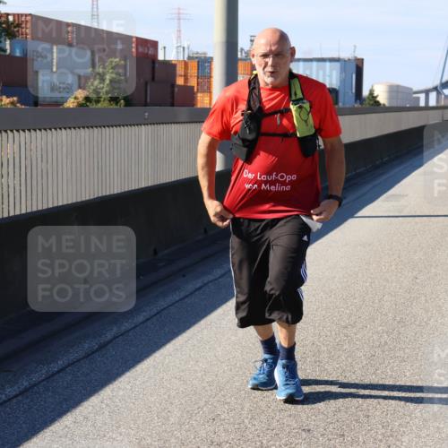 03.10.2025 - Köhlbrandbrückenlauf Strokosch-Dieckow http://msf.ph/oto/9166803 03.10.2025 13:22:07 Position 3  meine-sportfotos.de