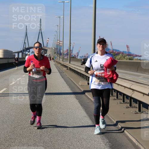 03.10.2025 - Köhlbrandbrückenlauf Strokosch-Dieckow http://msf.ph/oto/9166833 03.10.2025 13:22:25 Position 3 5275, 5388 meine-sportfotos.de