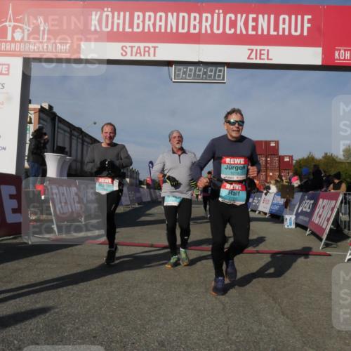 03.10.2025 - Köhlbrandbrückenlauf Matties Gatica Varas http://msf.ph/oto/9166843 03.10.2025 10:04:49 Ziel 1073, 1218, 1225, 1308, 1403, 1623, 2714, 2822, 3753, 3799, 3835 meine-sportfotos.de