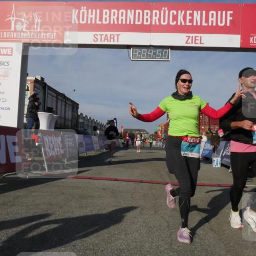 03.10.2025 - Köhlbrandbrückenlauf Matties Gatica Varas http://msf.ph/oto/9166852 03.10.2025 10:04:52 Ziel 1225, 1236, 1403, 2714, 3117, 3753, 3835 meine-sportfotos.de