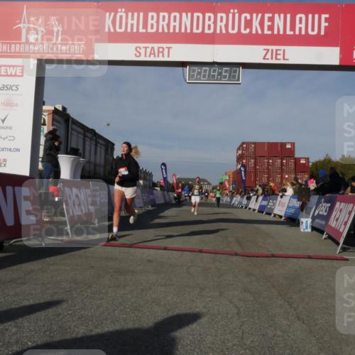 03.10.2025 - Köhlbrandbrückenlauf Matties Gatica Varas http://msf.ph/oto/9166856 03.10.2025 10:04:53 Ziel 1225, 1236, 1403, 1447, 2714, 3117, 3753, 3812, 3835 meine-sportfotos.de