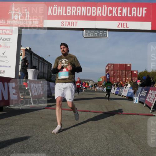 03.10.2025 - Köhlbrandbrückenlauf Matties Gatica Varas http://msf.ph/oto/9166869 03.10.2025 10:04:57 Ziel 1225, 1236, 1302, 1403, 1447, 1457, 2714, 3117, 3812 meine-sportfotos.de