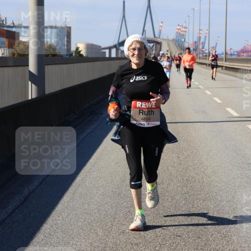 03.10.2025 - Köhlbrandbrückenlauf Strokosch-Dieckow http://msf.ph/oto/9166870 03.10.2025 13:22:50 Position 3 4824 meine-sportfotos.de