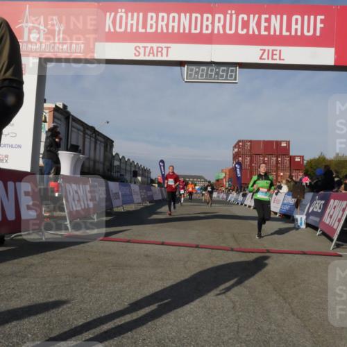 03.10.2025 - Köhlbrandbrückenlauf Matties Gatica Varas http://msf.ph/oto/9166873 03.10.2025 10:04:58 Ziel 1225, 1236, 1302, 1403, 1447, 1457, 2714, 3117, 3812 meine-sportfotos.de